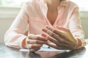 Los plazos para divorciarse podrían ser reducidos a la mitad